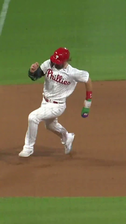 Bryce Harper’s Dunder Mifflin Philly Meredith Palmer Memorial Celebrity Rabies Awareness Fun Run
