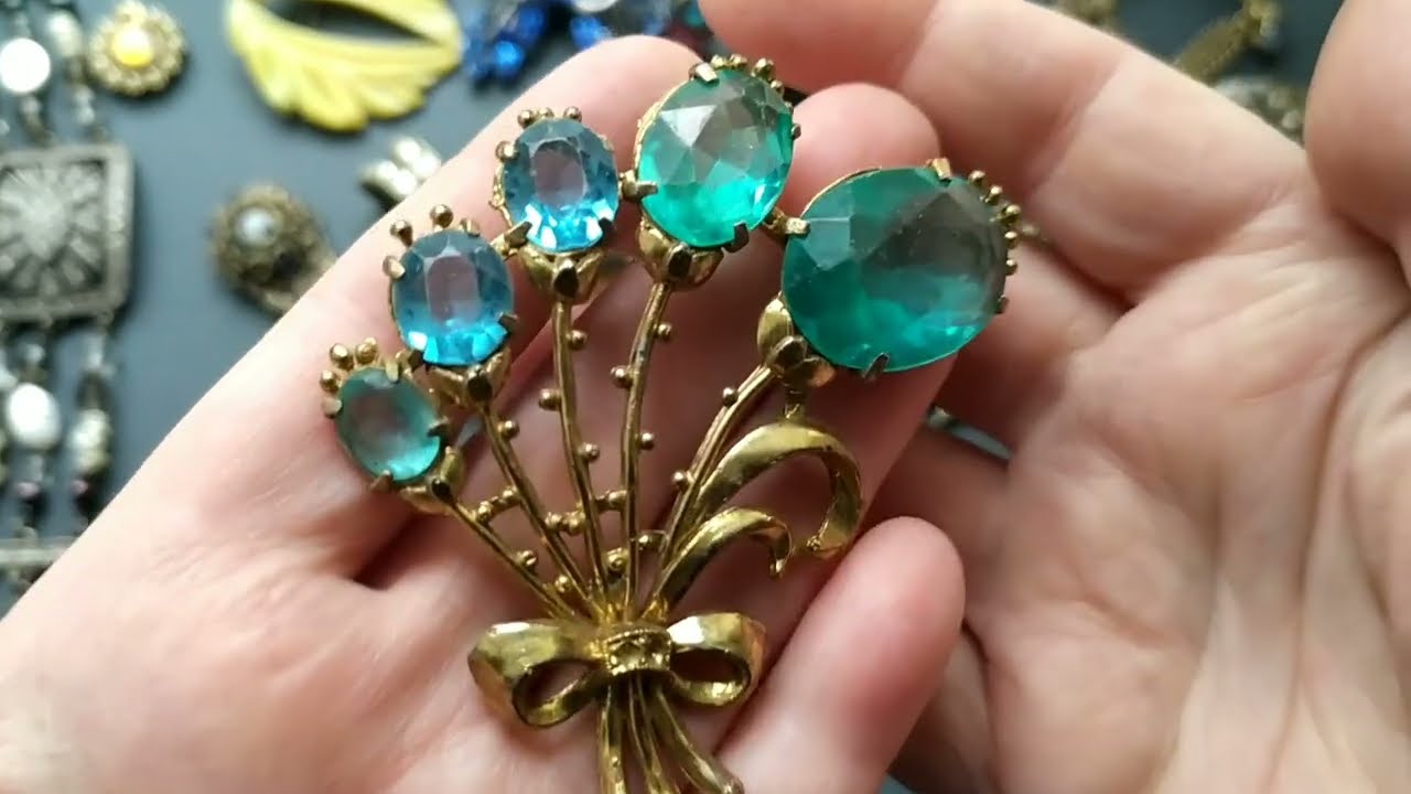 168. Распаковка лота с винтажным ломом. 