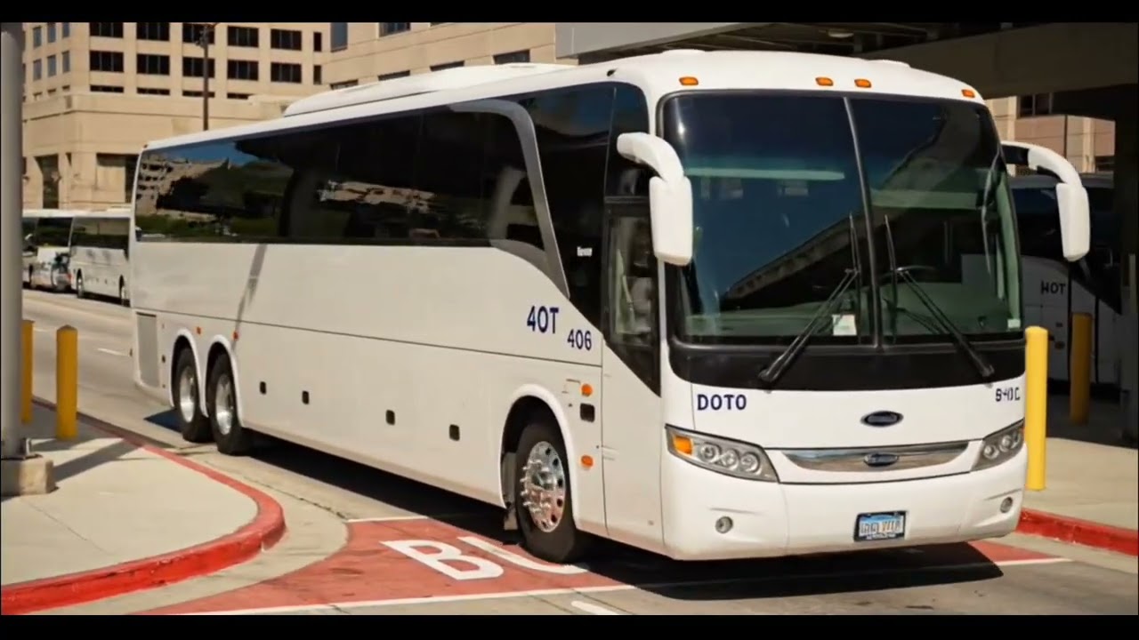 Charter Bus Rentals in Racine for Sporting Events, Field Trips & More