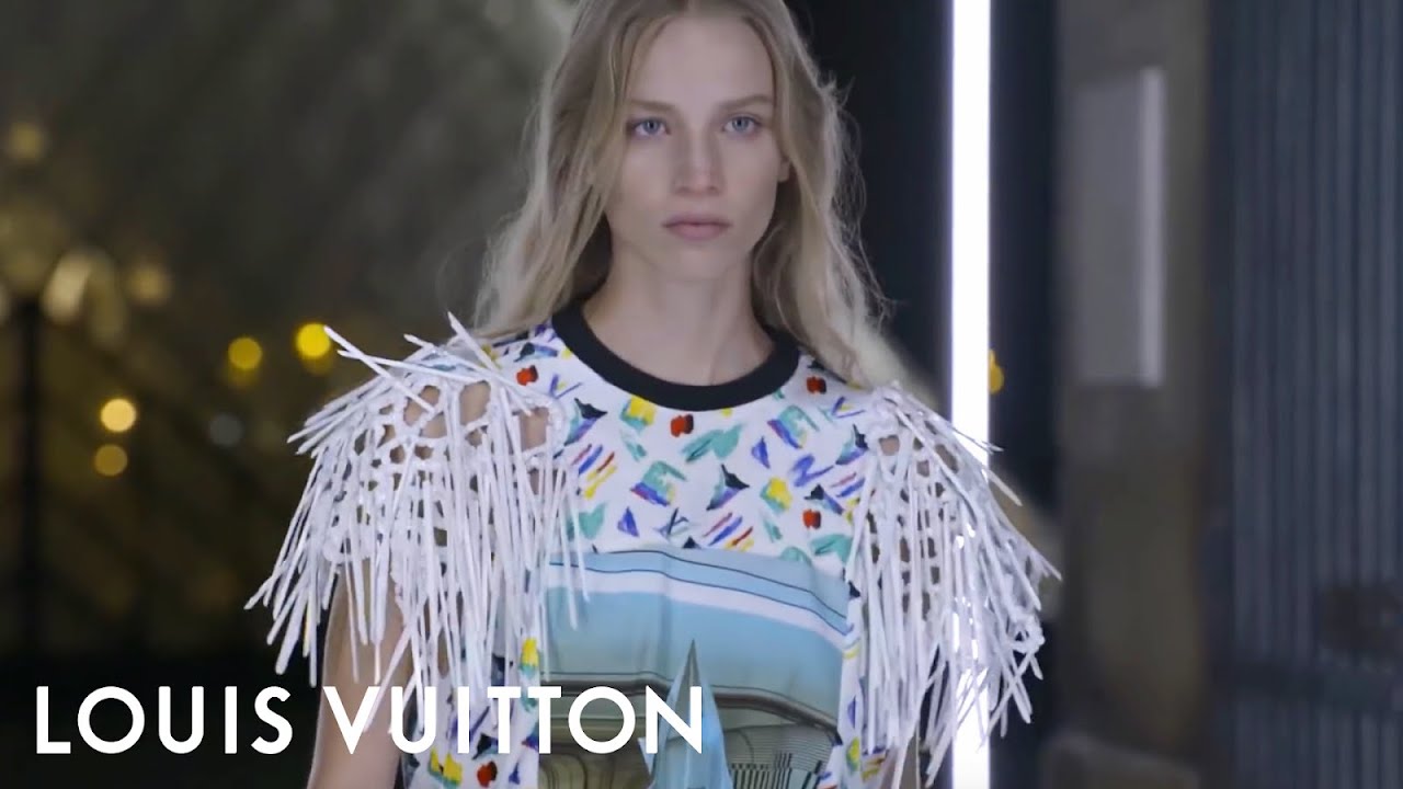 Louis Vuitton autumn winter 2016 show highlights