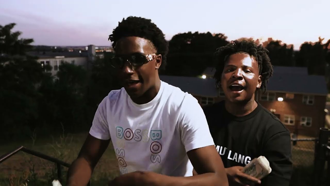 Gizwop x Morally Rich Jake - Blaaat ( Official Video ) Dir. @Waxbando adlı videoyu YouTube'da izle Gizwop x Morally Rich Jake - Blaaat ( Official Video ) Dir. @Waxbando adlı videoyu YouTube'da izle