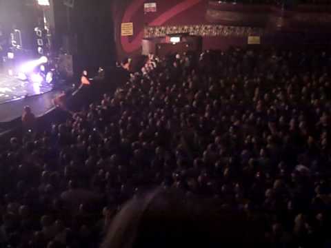 the specials  in manchester, 3/5/05 "monkey man"