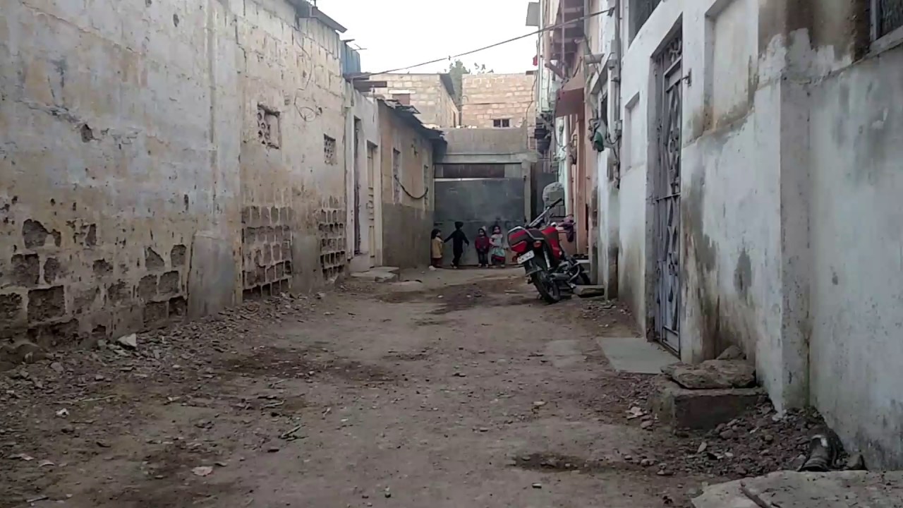 Martin quarter Karachi(3) YouTube