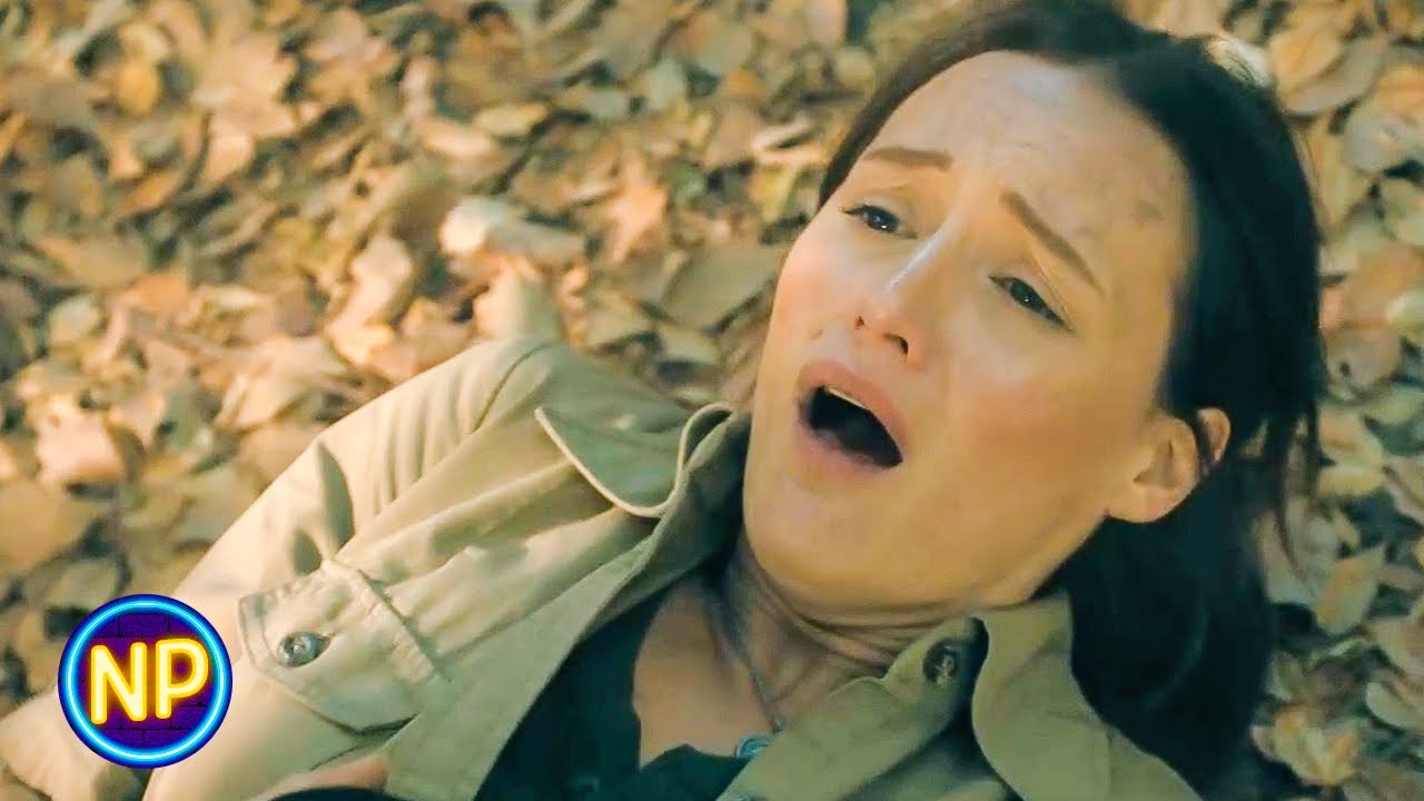 ⁣Cassie's Mom is Shot in the Jungle but Manages to Give Birth | Madame Web | Now Playing