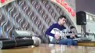 Elcin Eloyev gitara