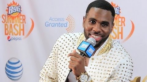 Jason Derulo Backstage At The B96 Pepsi Summer Bash In The AT&T Access Granted Lounge