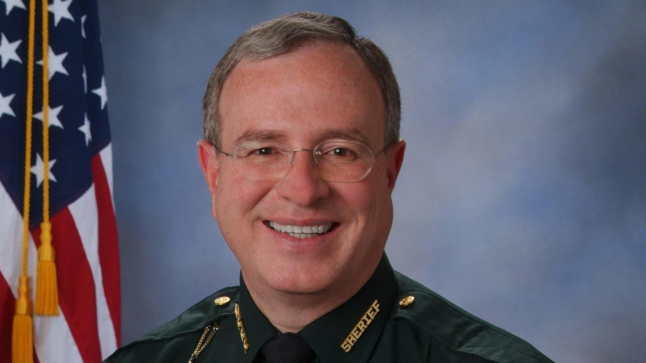 Fla Sheriff To Check For Warrants At Shelters YouTube fla-sheriff-to-check-for-warrants-at-shelters-youtube