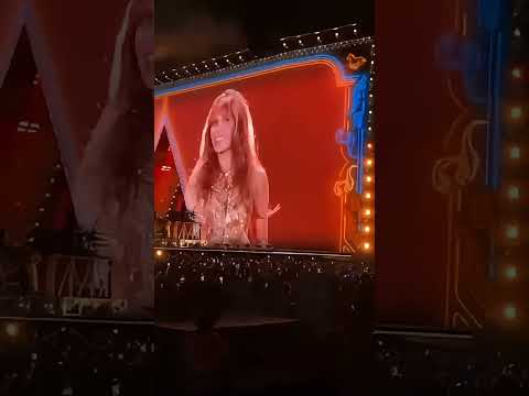 Beyonc Miley Cyrus Perform II MOST WANTED Live In Paris Stade De France 
