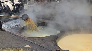 Full Process of Jaggery (Gur) Manufacturing from Sugarcane !!  जानिए गन्ने से कैसे बनता है गुड़?