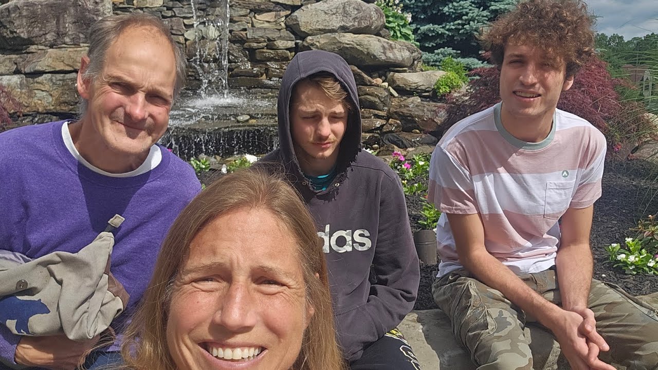 Great Wolf Lodge Indoor Waterpark Poconos PA YouTube great-wolf-lodge-indoor-waterpark-poconos-pa-youtube