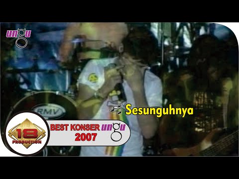 Live Konser Ungu Sesungguhnya Ungu Gak Kuat Menyanyikan Lagu Ini Surabaya 2007 Live Konser Ungu Sesungguhnya Ungu Gak Kuat Menyanyikan Lagu Ini Surabaya 2007