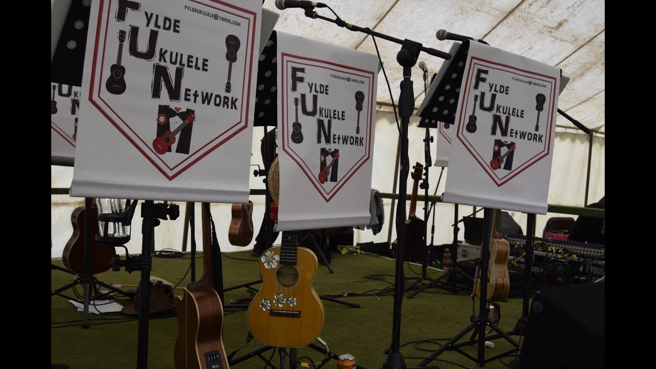 Fylde Ukulele Network (FUN) with Poulton People's Choir