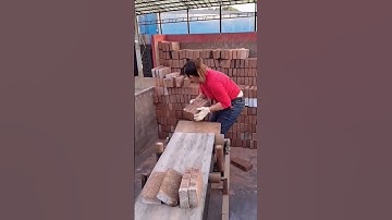 Brick unloading conveyor belt- Good tools and machinery can increase work efficiency