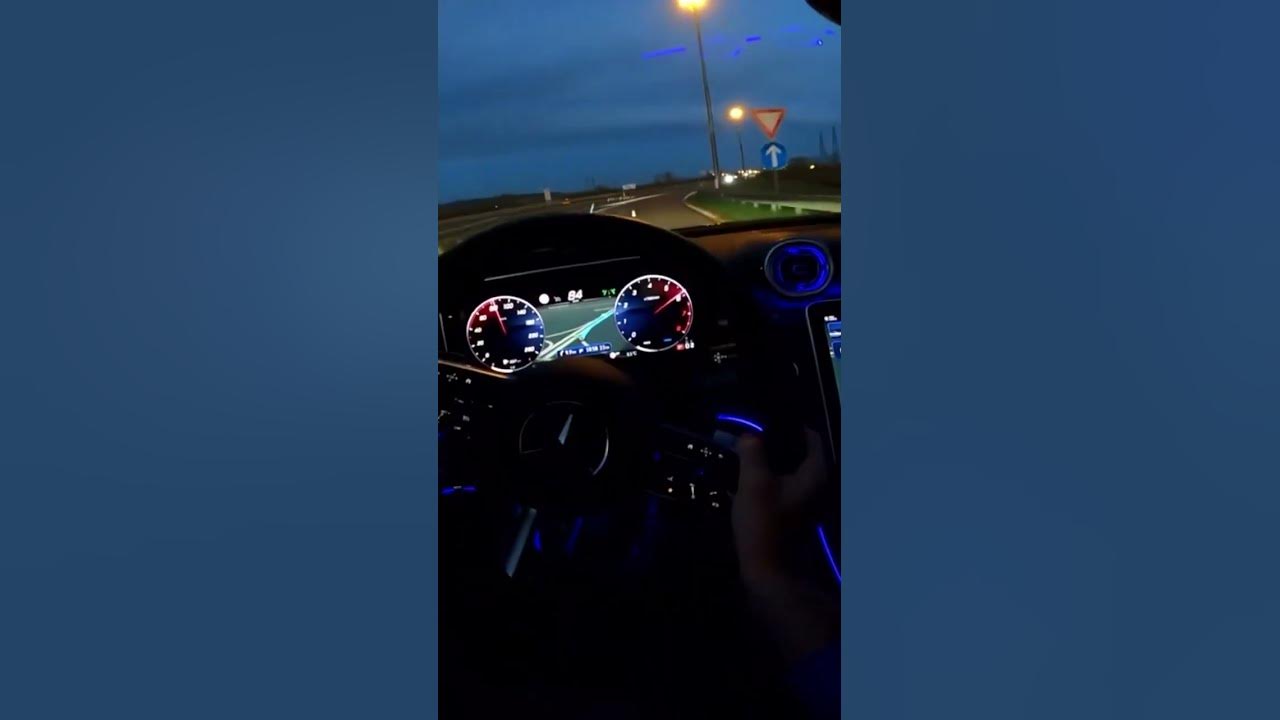 New MERCEDES C 300 4MATIC entering the highway ????