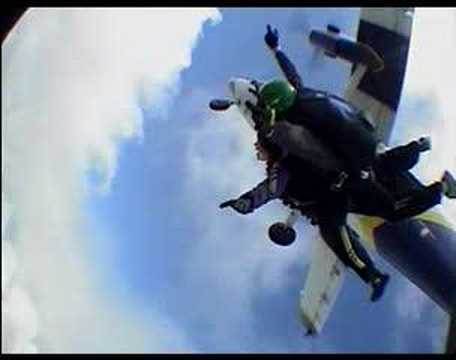 Nina's Extreme Skydive Experience
