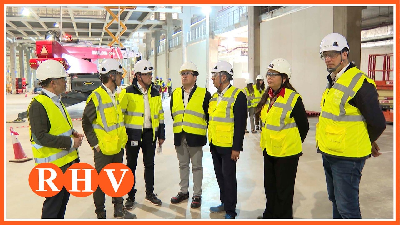 Juanfran Pérez Llorca destaca la coordinació en la gigafactoria de PowerCo Spain a Sagunto.