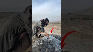 Azerbaijan Mud Volcano 😱 Lava Nahi Kechad Nikalta Hai 🌋