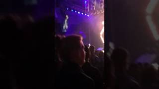 Jason Aldean @ Resch Center - Lights Come On (clip)