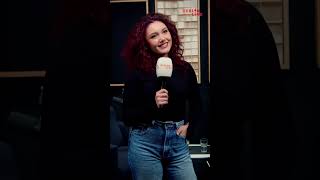 Berlin - Tag & Nacht Chiara Spielt This Or That Mit Uns