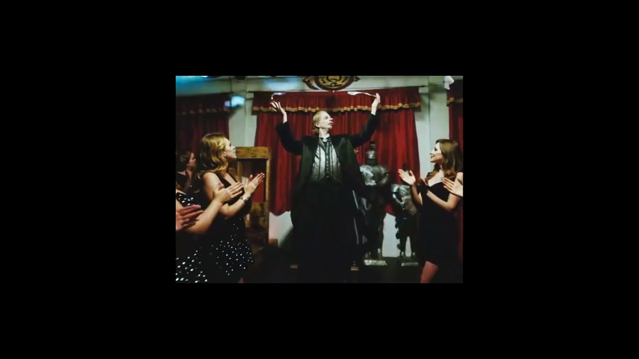 magician whit audacious gestures videos clip