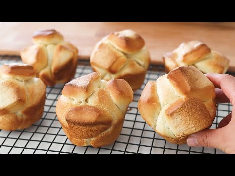 Ive never had such delicious bread for breakfast! Easy and quick cream cheese bread