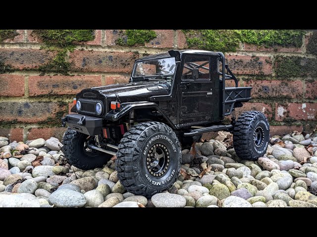 MST CFX-W J45C Kit build Part 1 - YouTube