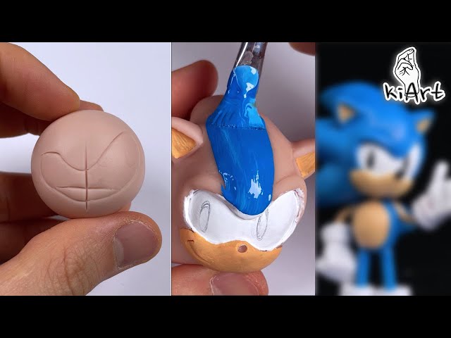 Classic Sonic the Hedgehog Graphic · Creative Fabrica