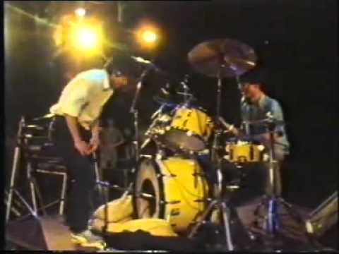 RTHK特寫青春 香港樂隊潮流1(羅慧娟訪問Chyna,地下Beyond客串)1986 - YouTube.flv