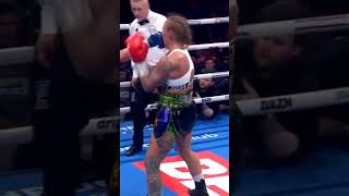 Dodge and Strike: McCann's Impressive Defense! boxing#AshleyJohnson#MollyMcCann#fightstrategy