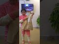 اسيل بتعرض ملابس 