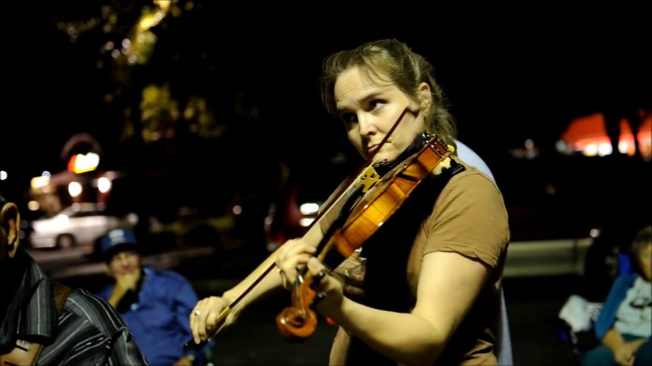 Bluegrass Pow Wow ~ OCOEE PARKING LOT BLUEGRASS JAM