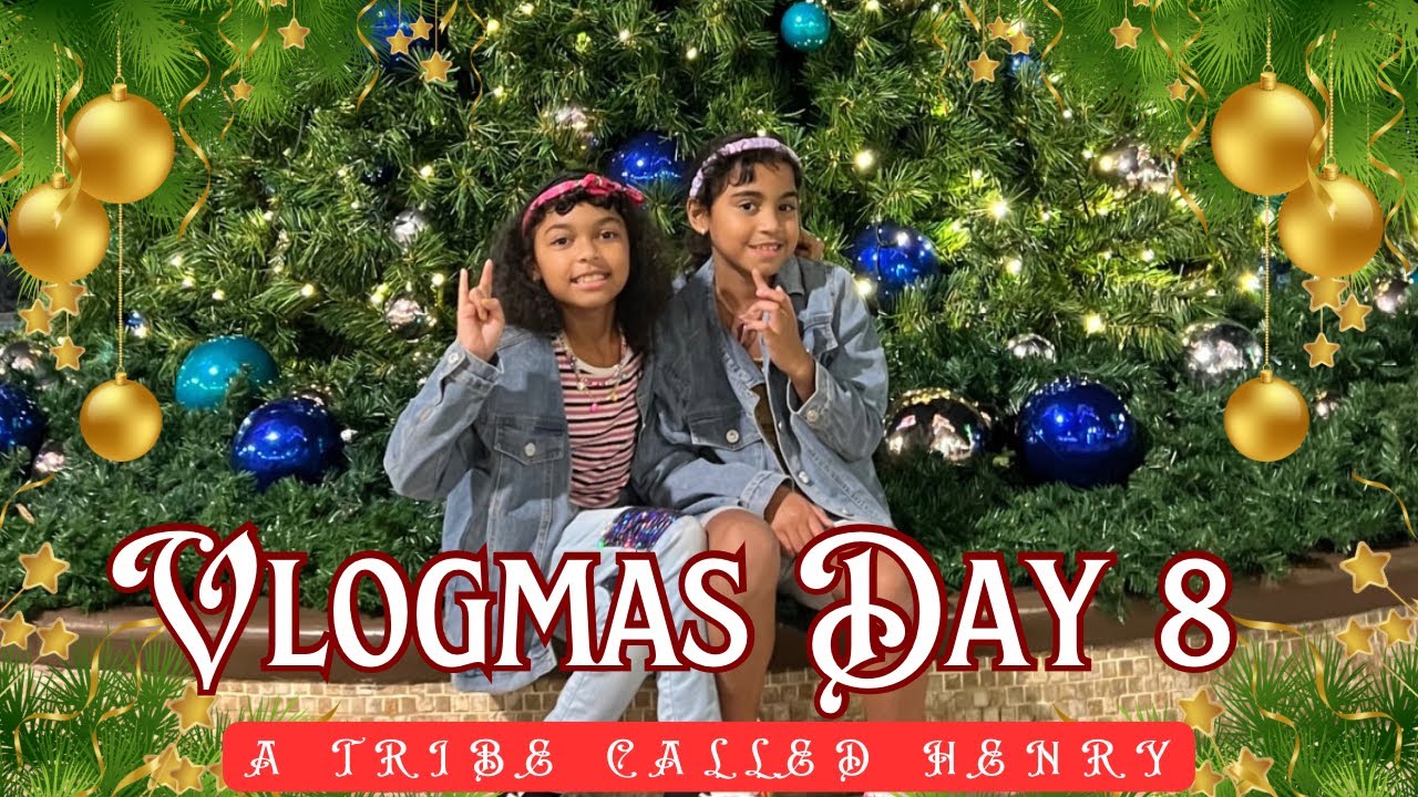 Vlogmas Day 8 Christmas Kodiak Cupcakes/stepbystep process/baking