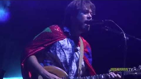 Leftover Salmon- Keep On Truckin