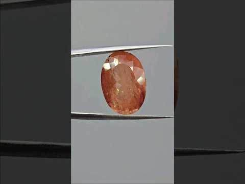 Андезин - ювелирная вставка, природный камень для создания ювелирных украшений ювелирная вставка 5,18 ct, видео 1