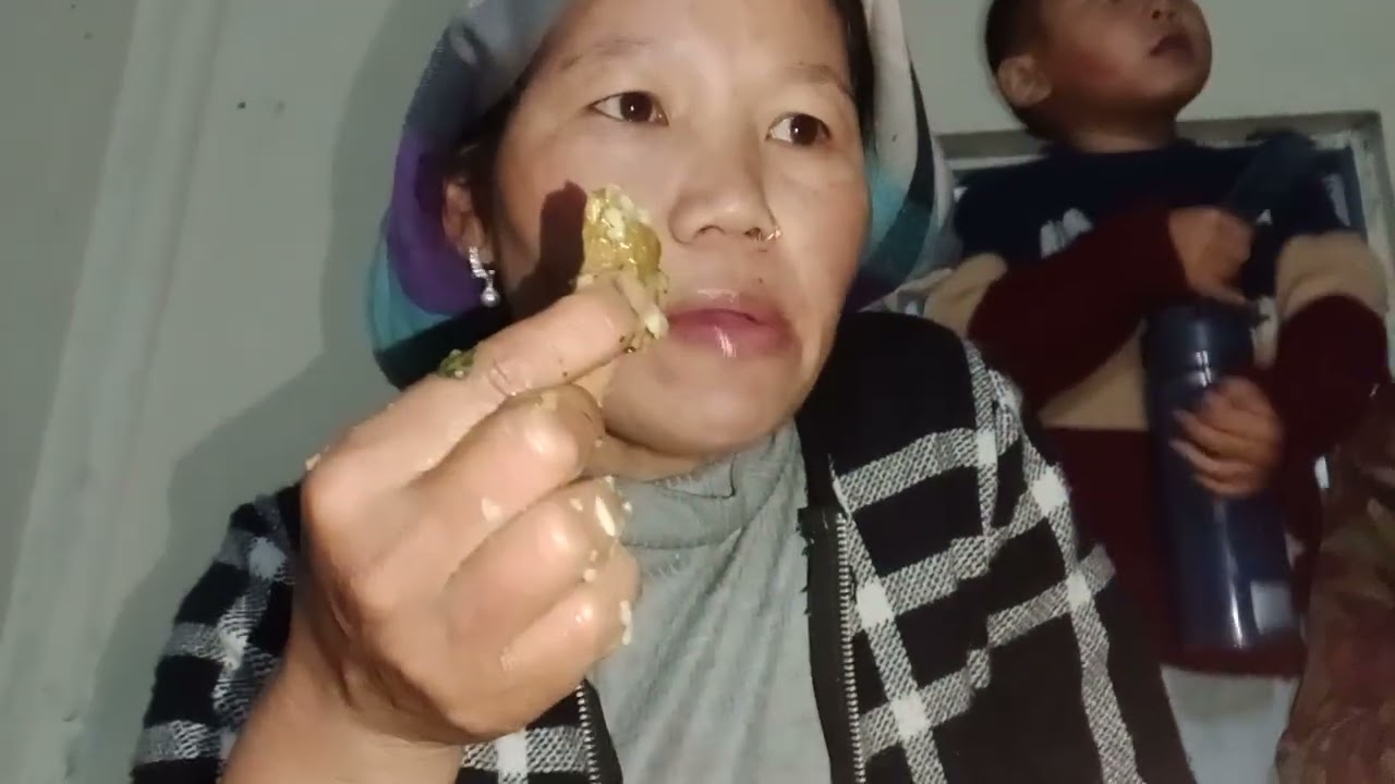 आजाको खाना म एकलाइ छु साथी हो