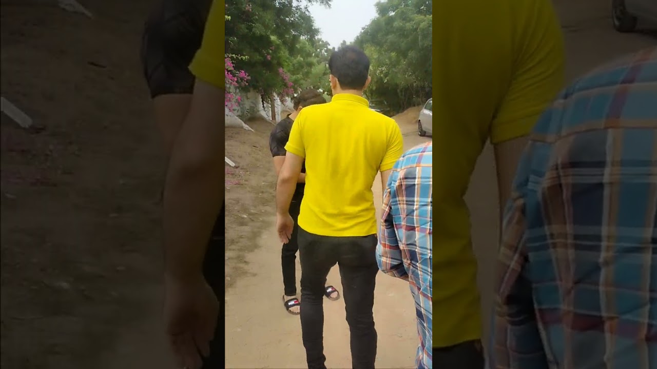 hooria and anas car race