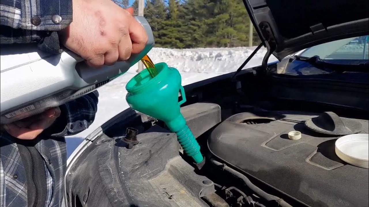 2017 Jeep Cherokee 3.2L V6 Oil Change - YouTube