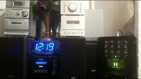 القارئ الحاج محمود عبد الوهاب رحمه الله تعالى يصدح بصوته في إذاعتنا الداخليّة #بريطانيا