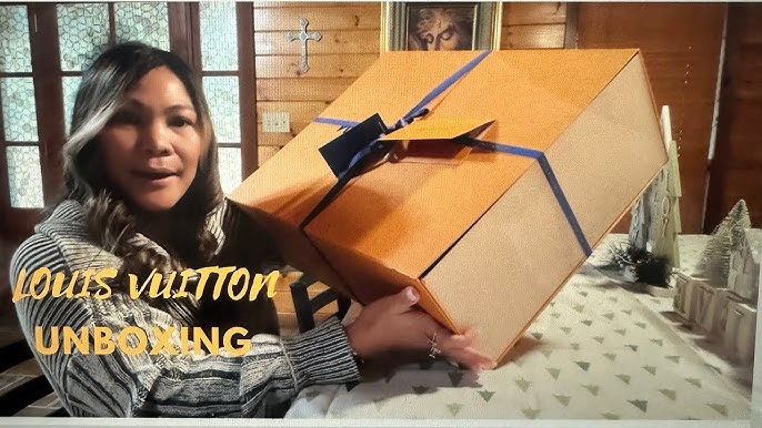 It's MINE! 😍 The New LOUIS VUITTON ONTHEGO MM !! Unboxing & How I