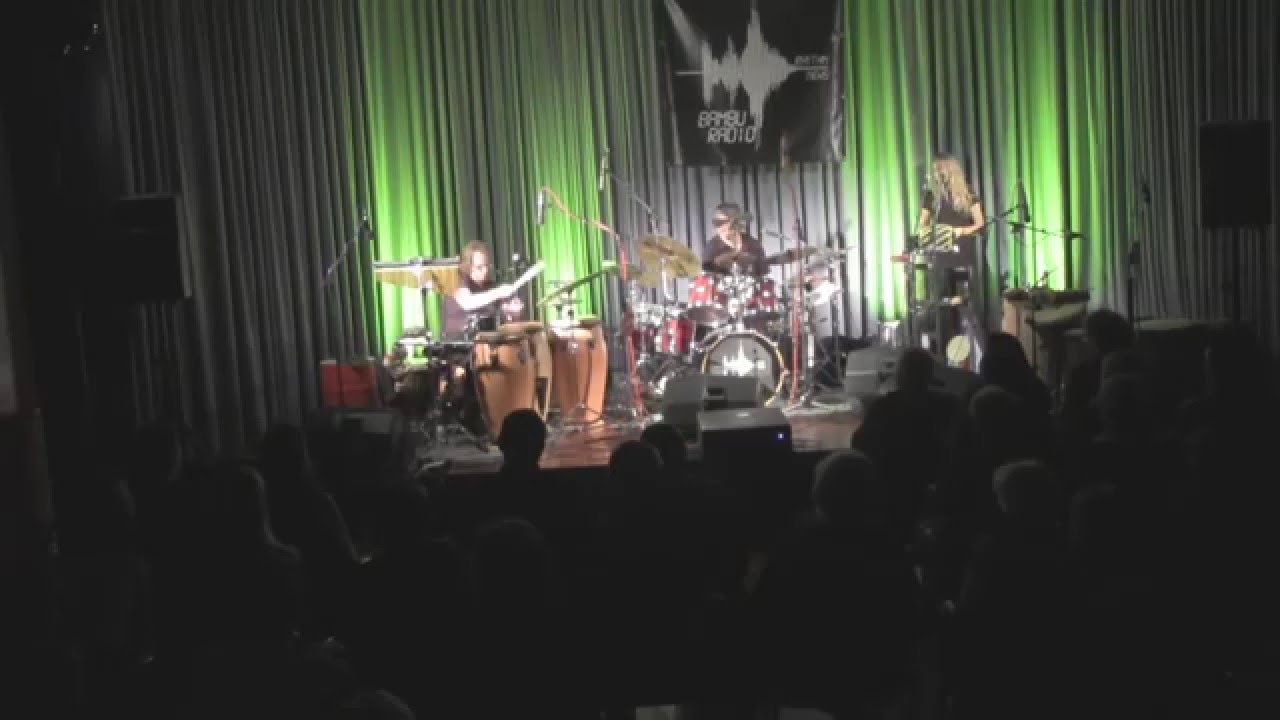 Georg Edlinger Solo - Congas & Cajon + Cowbell  Foot Pedal - Bambu Radio