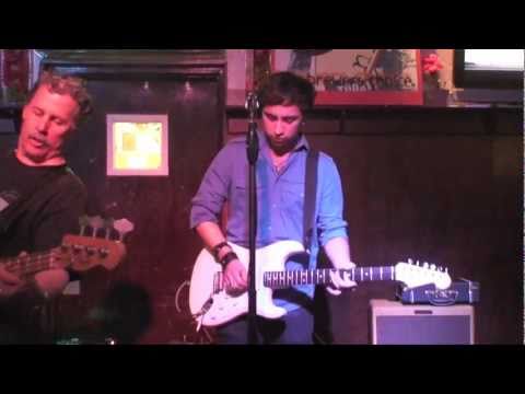 "Hoochie Coochie Man" featuring Rob Daniels at the Hyde Park Brewery Blues Jam 5/11/11