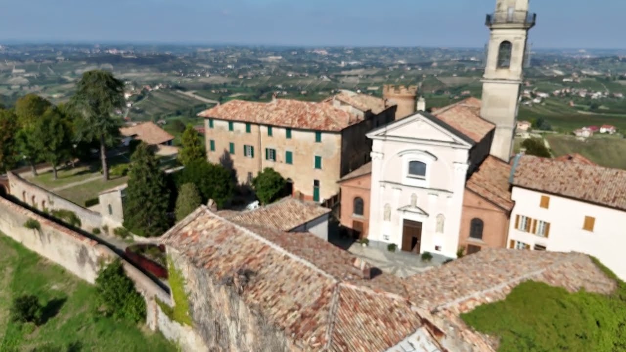 DJI Air 3 drone afternoon flight 23,100' at Relais San Maurizio, Cuneo, Italy, 2023-09-04