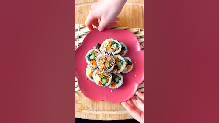 Sushi vs. Kimbap #sushi #koreanfood #kimbap #koreanfood #japanesefood