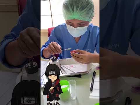 Wanita ini ganti