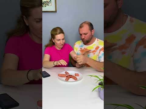 Весёлый папа и сосиска с кетчупом! #shorts от Andi like