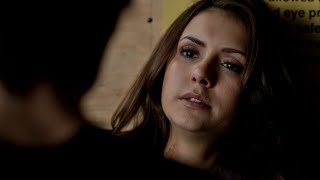 Tvd 5X17 - Liv Tries To Kill Elena, Damon Stops Her Hd