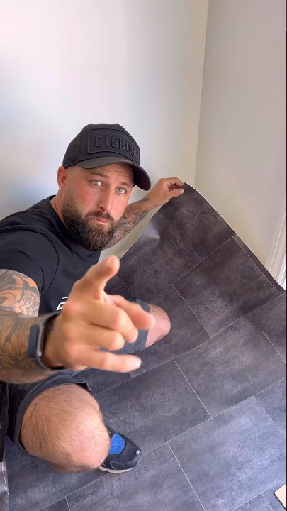How To Cut Corner In Vinyl Flooring #vinyl #diy #shorts