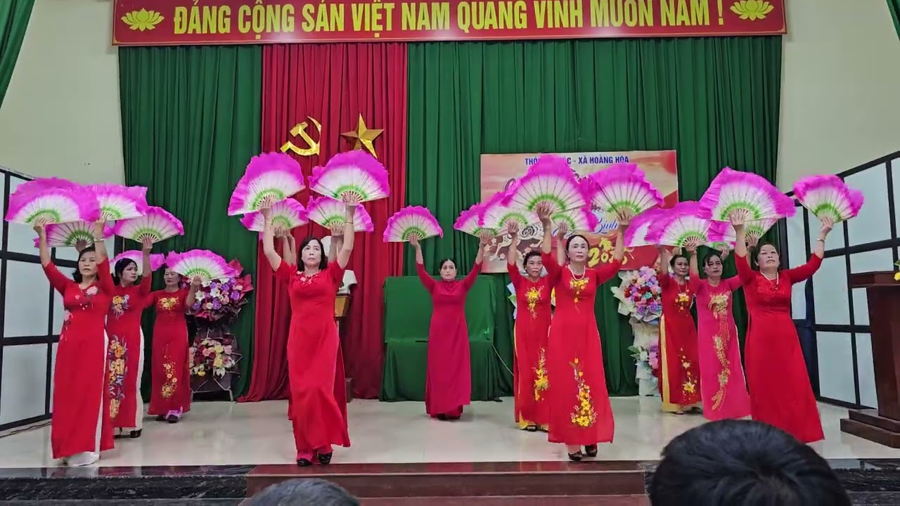 Bài múa: Hồ Chí Minh đẹp nhất tên người - CLB liên thế hệ Đại Lộc