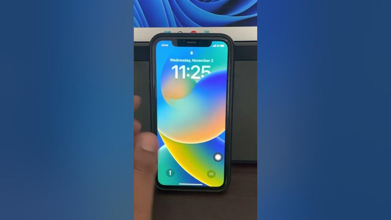 iphone-stuck-in-dark-mode-fix-youtube