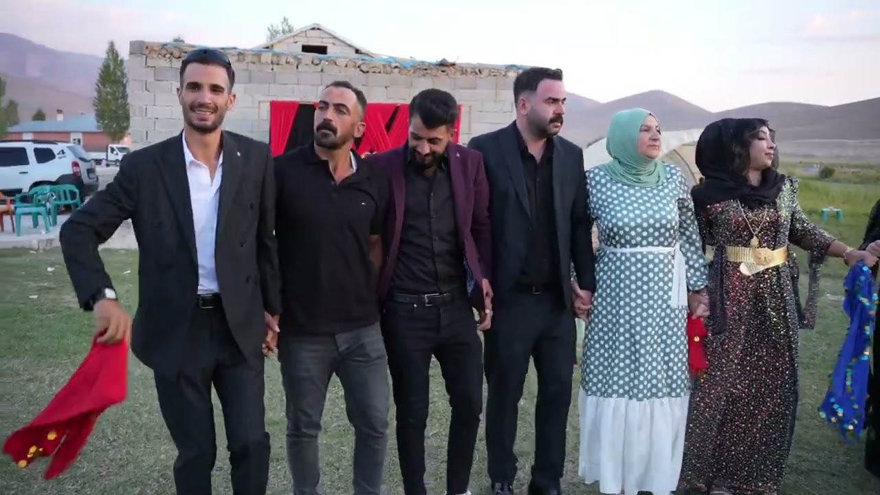 Van Gürpınar düğünleri HOZAN ADNAN PİYANİST ERDEM SERT kameraman Furkan